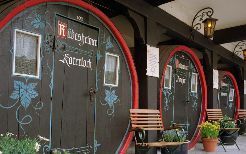 lindenhof-hotel-weinfasszimmer-rüdesheim